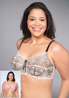 La imagen puede contener Ropa Ropa Lencería Ropa interior Sujetador Humano y Persona