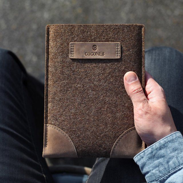 iPad Air: Mini-Hülle aus Retina-Wolle und Leder von Cocones