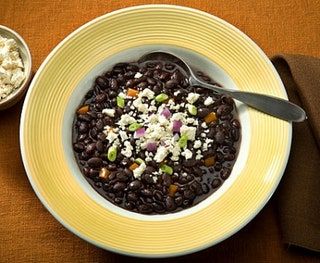La imagen puede contener Cubiertos Cuchara Alimento vegetal Producir frijoles y lentejas