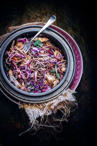 Slika lahko vsebuje jed iz rastlinskih živil in moko