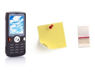La imagen puede contener un teléfono móvil y un teléfono móvil.