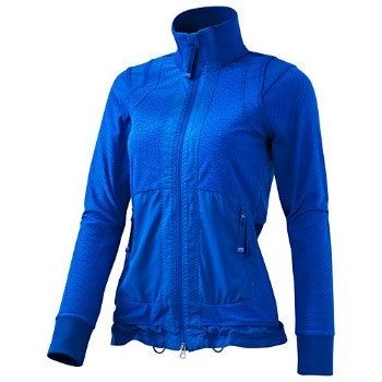 La imagen puede contener ropa Abrigo y chaqueta