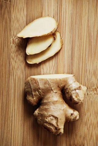 Bild könnte Pflanzennahrungsbrot und Ingwer enthalten