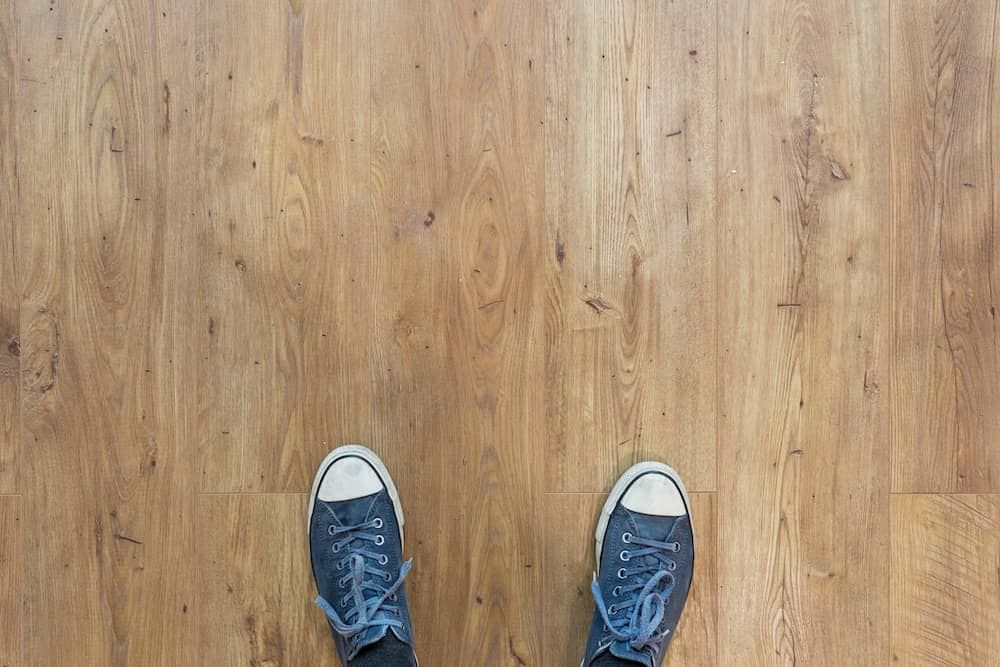 Piso de madera de la casa