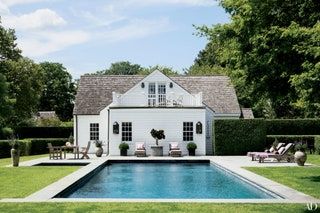 La imagen puede contener Piscina Agua Vivienda Edificio Piscina Casa y Villa