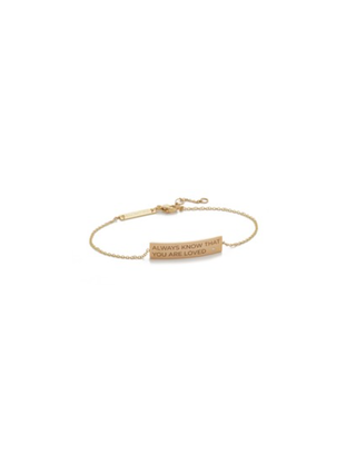 Esta imagen puede contener accesorios, accesorios y joyas.