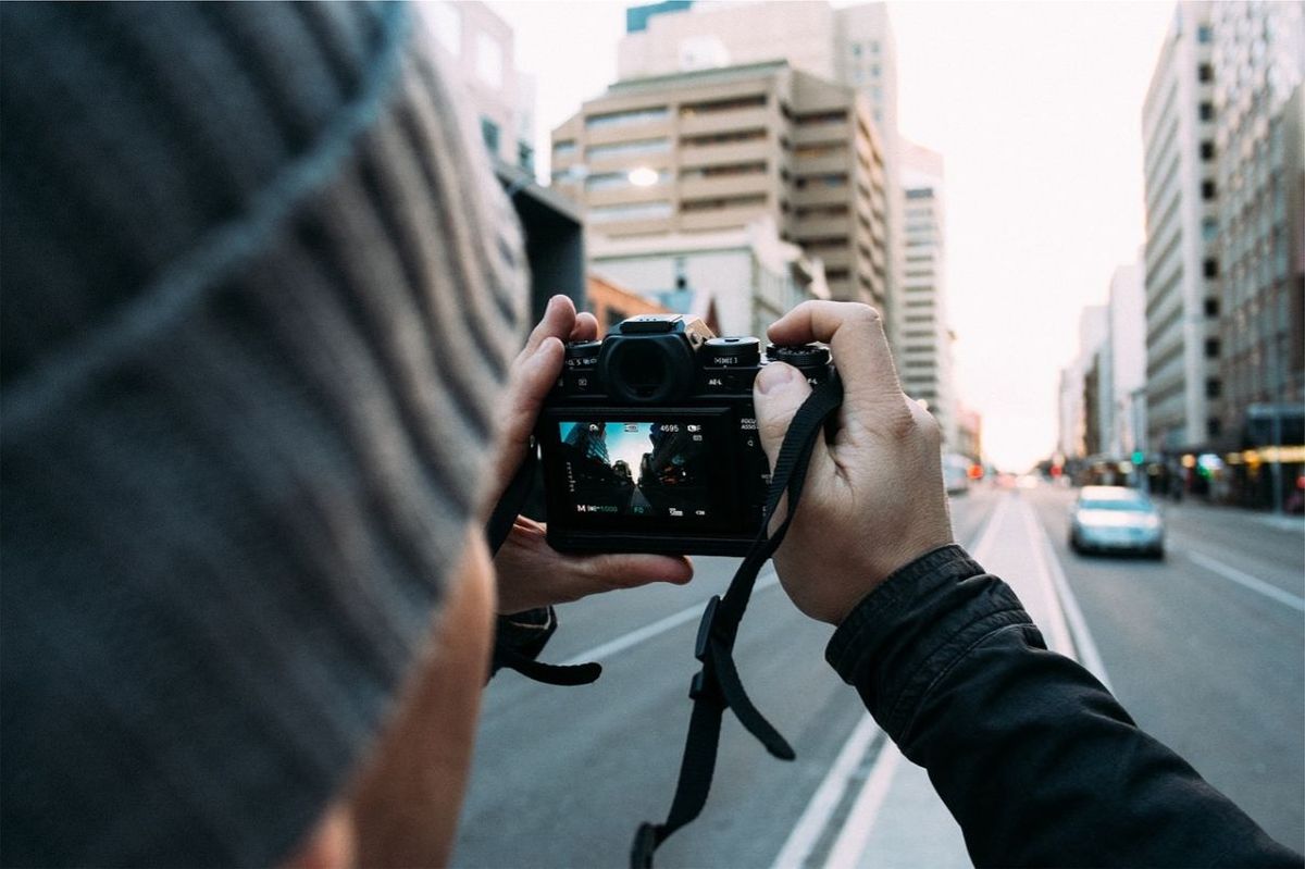 Las 7 mejores cámaras DSLR por menos de $ 1000 para capturar los mejores momentos de su vida