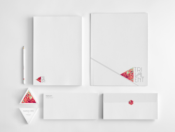 Identidad de marca trivalente