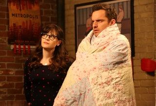 zooey deschanel in jake johnson v filmu New Girl