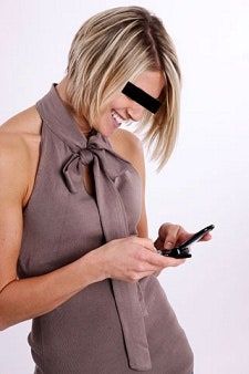 La imagen puede contener prendas de vestir humanas y personales