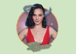 Slika lahko vsebuje Gal Gadot Oblačila Oblačila Obraz Človeška oseba Spodnje perilo Spodnje perilo in ženska