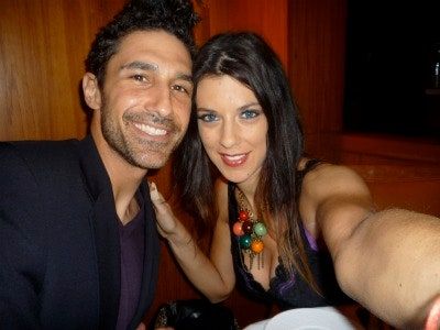 Bild könnte enthalten Ethan Zohn Jenna Morasca Mensch Gesicht Kleidung Bekleidung Accessoires Zubehör und Halskette