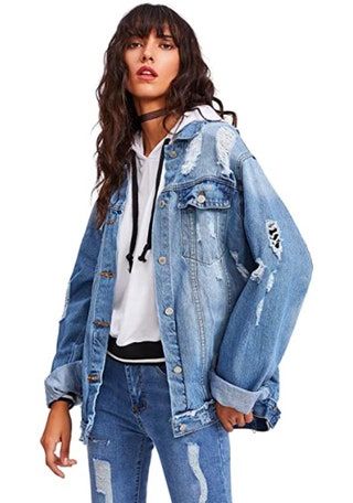 Slika lahko vsebuje Hlače Oblačila Oblačila Denim Jeans Human Person Coat Jacket in Blazer