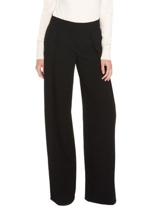 Bilden kan innehålla Kläder Kläder Byxor Denim Jeans Människo och person