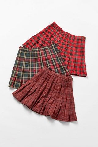 Slika lahko vsebuje Oblačila Oblačila Krilo Tartan Plaid and Kilt