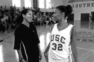 Una escena de Love Basketball