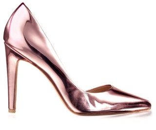 Bild kann Kleidung Bekleidung Schuh Schuhe und High Heel enthalten