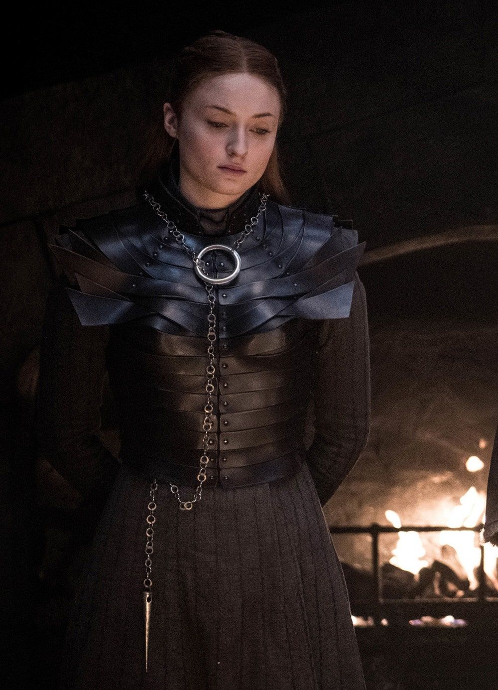 Sansa Stark con su collar especial en la temporada 8