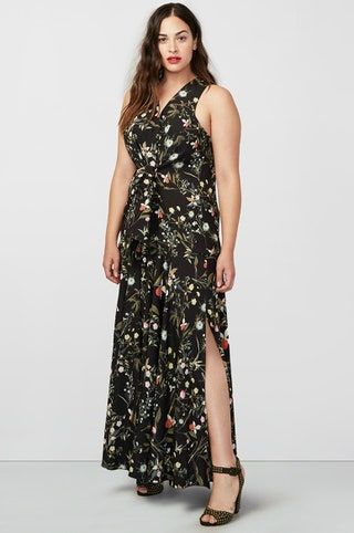 Bild kann enthalten Kleidung Kleid Kleidung Mensch und Person