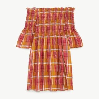 La imagen puede contener ropa, ropa, bata, moda, blusa, kimono y bata