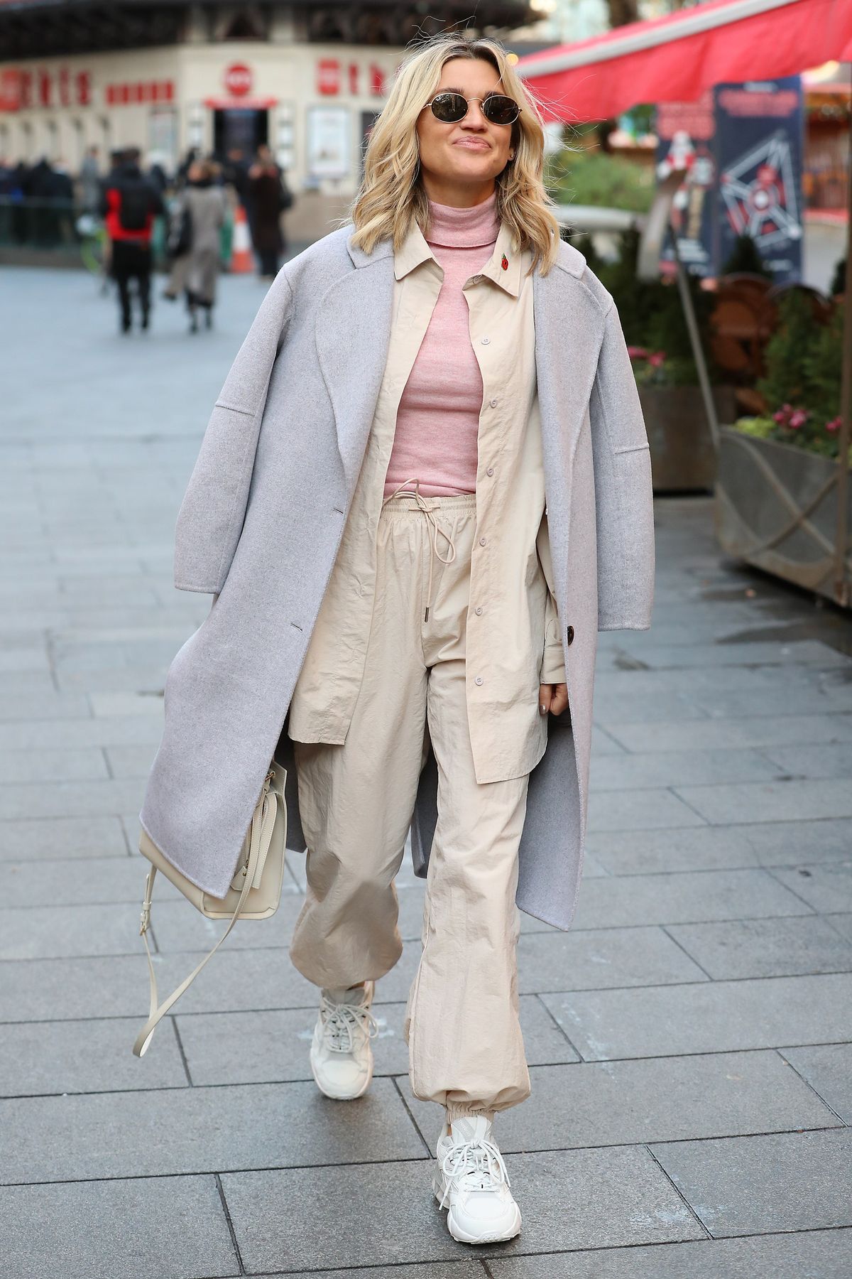 Ashley Roberts paliks „Heart Breakfast Radio Studios“ 2019 m. lapkričio 11 d. Londone