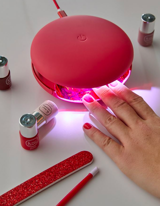 rotes Gel-Mani-Kit