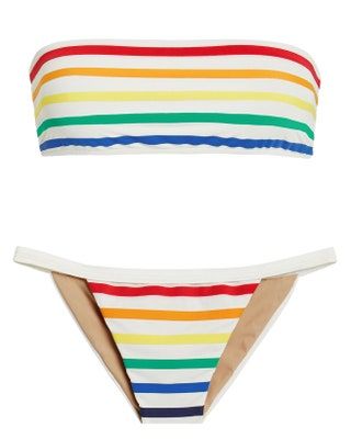 La imagen puede contener Ropa Ropa Ropa interior Lencería Sujetador Bragas y tanga