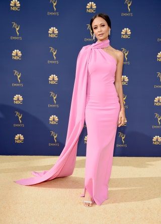 Slika lahko vsebuje Thandie Newton Fashion Premiere Human and Person