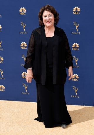 Slika lahko vsebuje Margo Martindale Fashion Human Person Premiere Red Carpet in Red Carpet Premiere