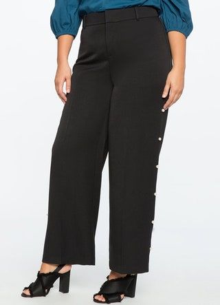 La imagen puede contener Ropa Ropa Pantalones Vaqueros de mezclilla Humano y persona