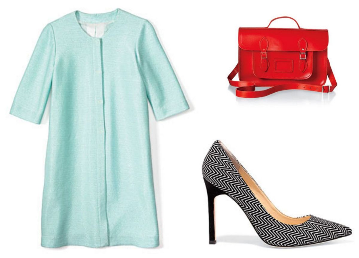Bilden kan innehålla Clothing Apparel Shoe Shoe och High Heel