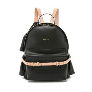 La imagen puede contener mochila y bolso