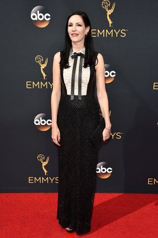 La imagen puede contener a Jill Kargman Estreno de moda de persona humana Estreno de alfombra roja y alfombra roja