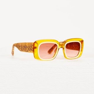 gelbe Sonnenbrille