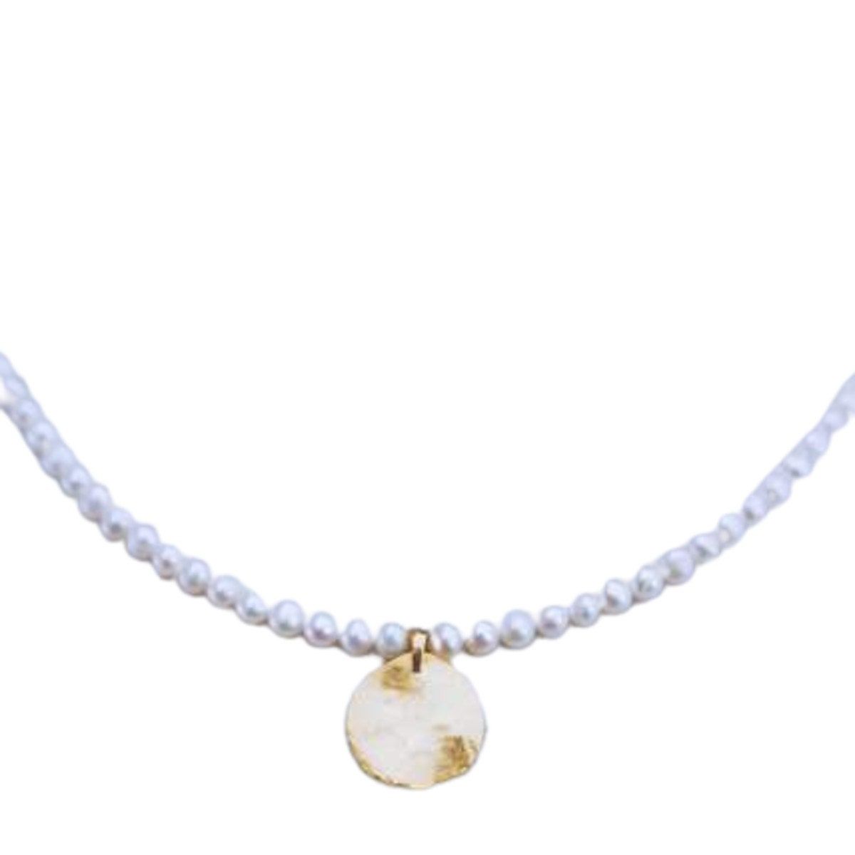 Collar de perlas con medallón Ten Wilde
