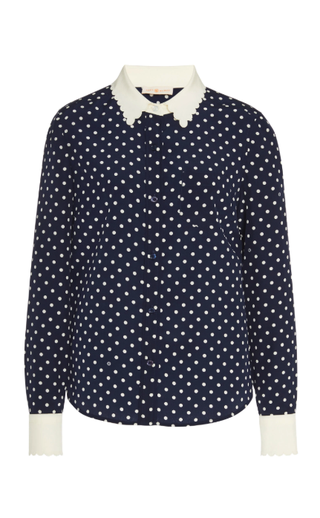 Bilden kan innehålla Texture Clothing Apparel och Polka Dot