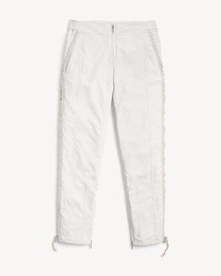 Slika lahko vsebuje Oblačila Oblačila Hlače Denim in kavbojke