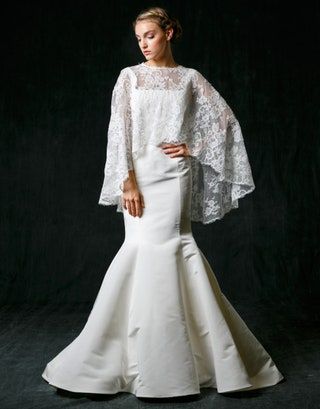 Bild kann enthalten Kleidung Kleidung Kleid Mode Robe Hochzeit Hochzeitskleid Kleid Mensch und Abendkleid