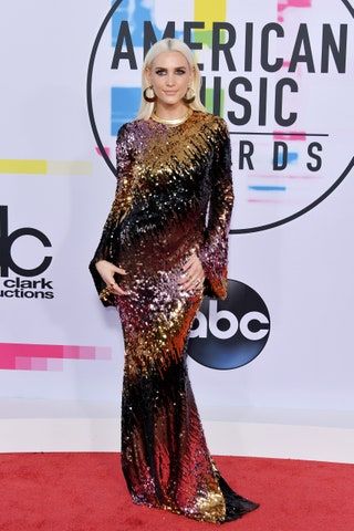 La imagen puede contener Fashion Premiere Human y Person
