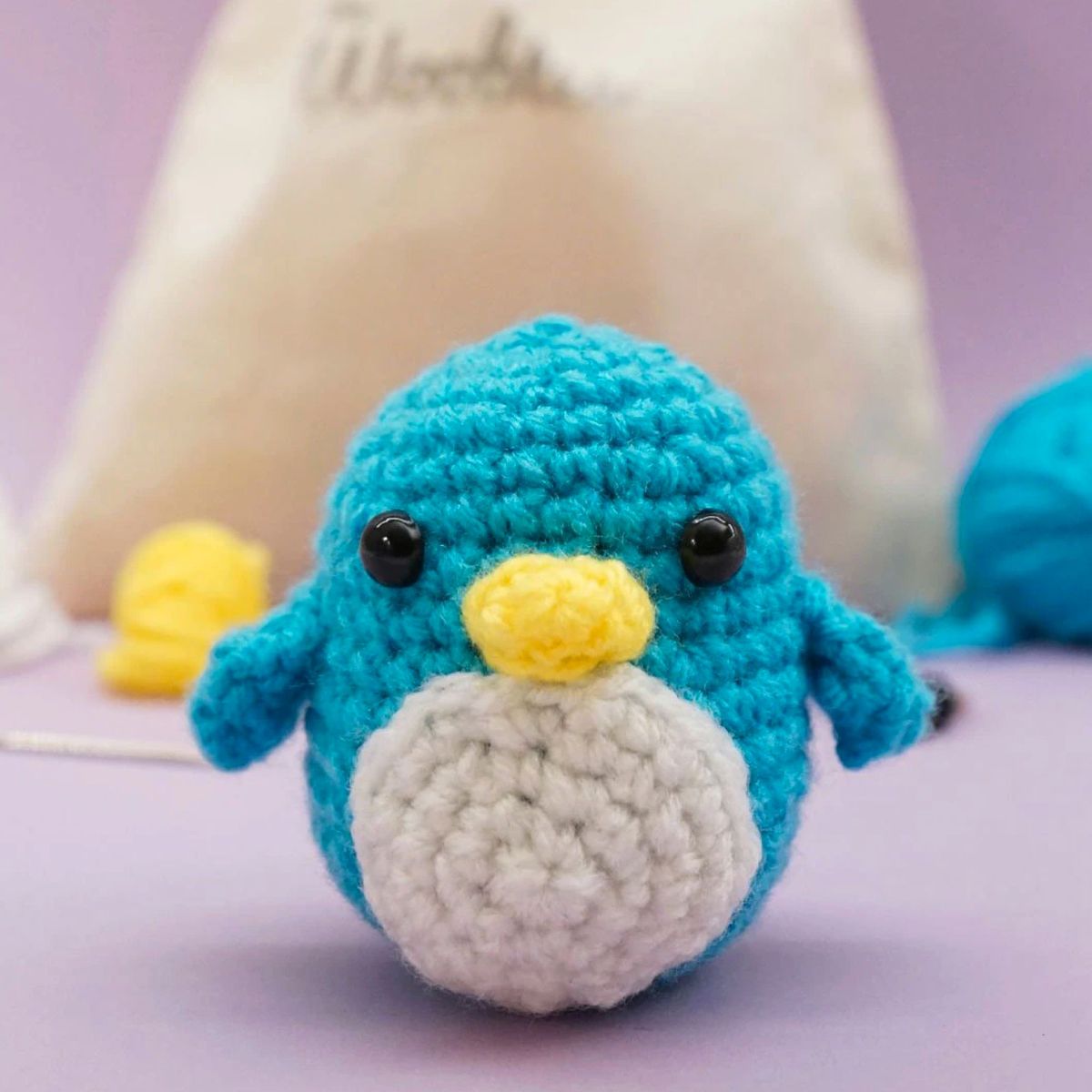 pingüino de peluche de ganchillo