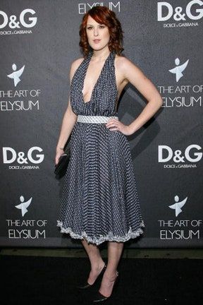 La imagen puede contener Rumer Willis Ropa Moda Persona humana Estreno y vestido