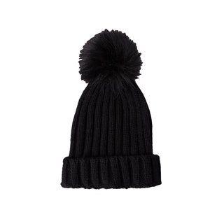 La imagen puede contener ropa, sombrero, gorra y gorro
