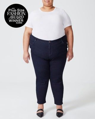Esta imagen puede contener ropa, ropa, pantalones, jeans, personas y personas.