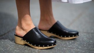 Schuhtrends Herbst 2019 Die besten Clogs, die Sie jetzt kaufen können