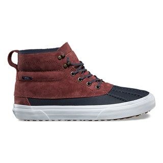 La imagen puede contener Ropa Calzado Ropa Zapato Suede and Sneaker