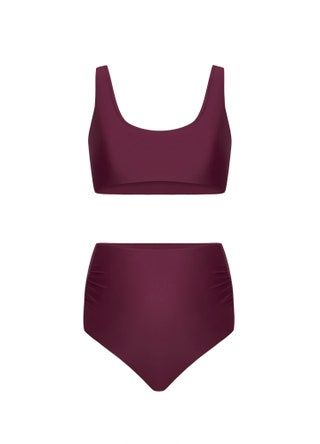 La imagen puede contener prendas de vestir y ropa interior