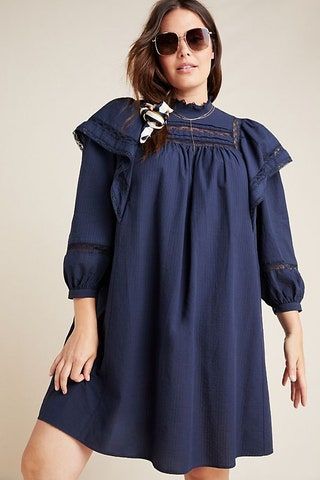 La imagen puede contener Ropa Ropa Gafas de sol Accesorios Accesorio Vestido Persona humana Manga y blusa