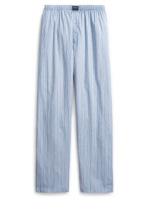 La imagen puede contener Ropa Ropa Pantalones Vaqueros y vaqueros