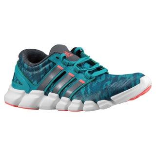 Bild kann enthalten Kleidung Schuhe Bekleidung Schuh Laufschuh und Sneaker
