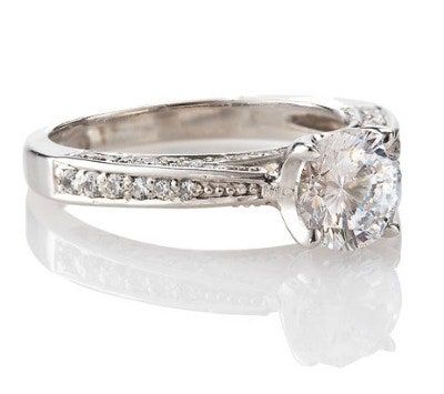 Bild kann Schmuckzubehör Zubehör Ring und Silber enthalten